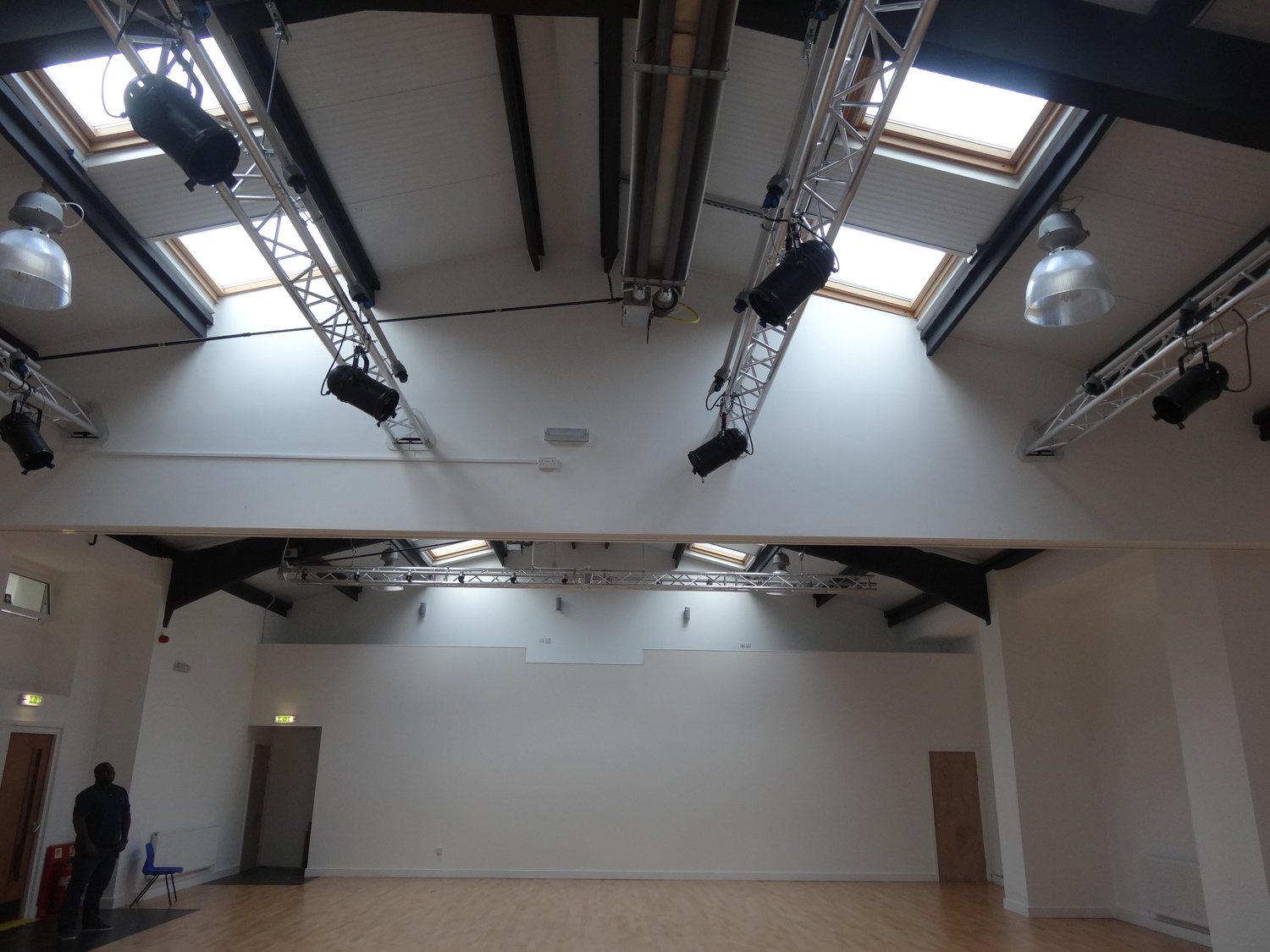 Studio Installation Rigging Equipment Lighting Uk Cloud Equipment Hire